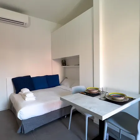 Sempione Double - Amazing Location In * מילאנו